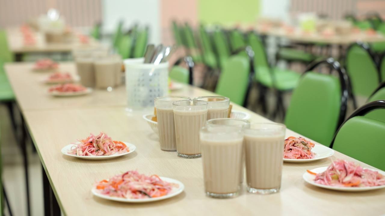 Мектептегі тамақтану жүйесін цифрландыру өңірлерде бюджет қаражатын 30%-ға дейін үнемдеуге мүмкіндік берді