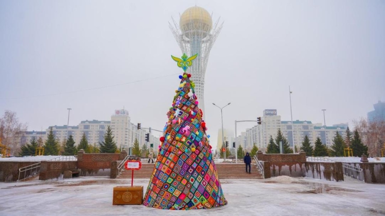 Астанада қазақы нышандағы эко-шыршаның жаңартылған нұсқасы бой көтерді