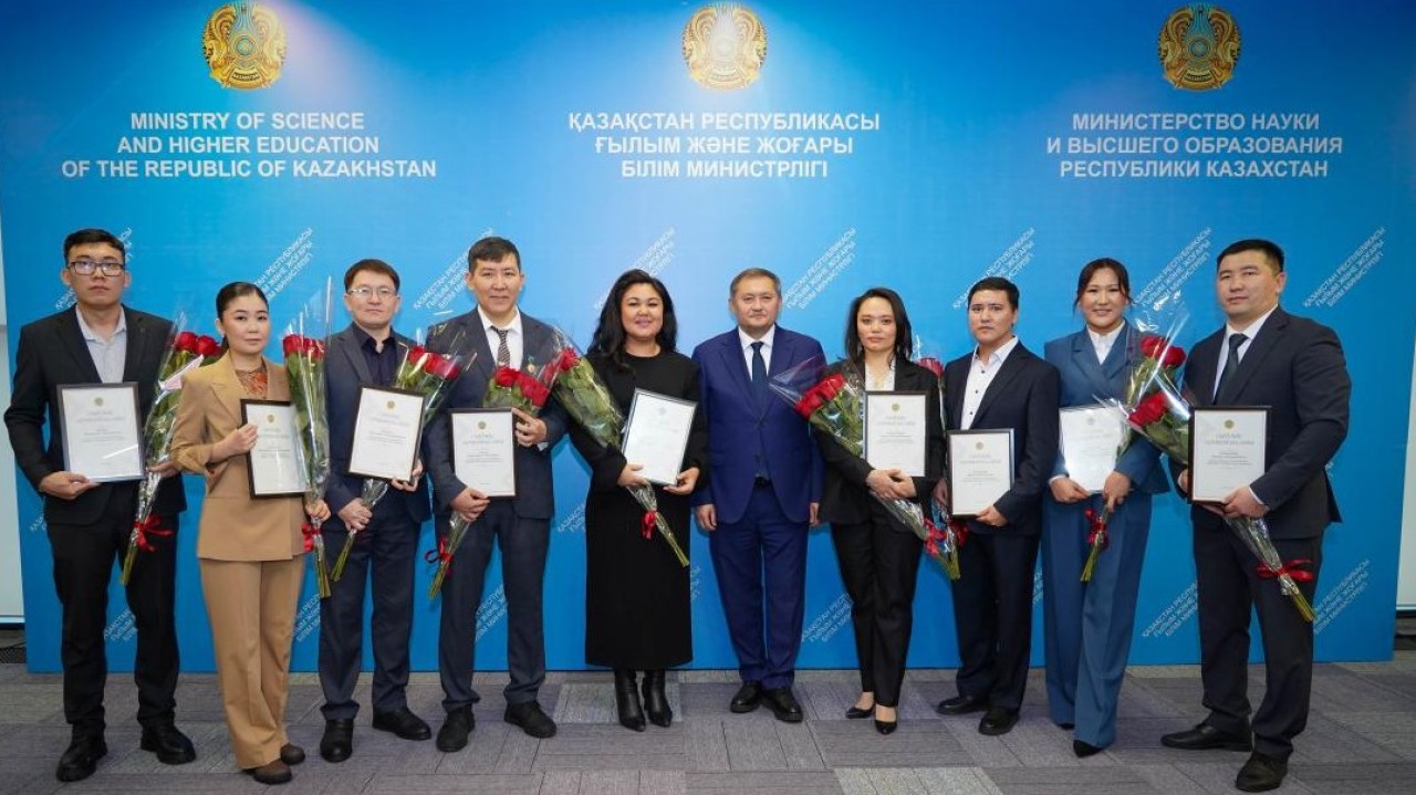 Астанада жас ғалымдарға пәтер берілді