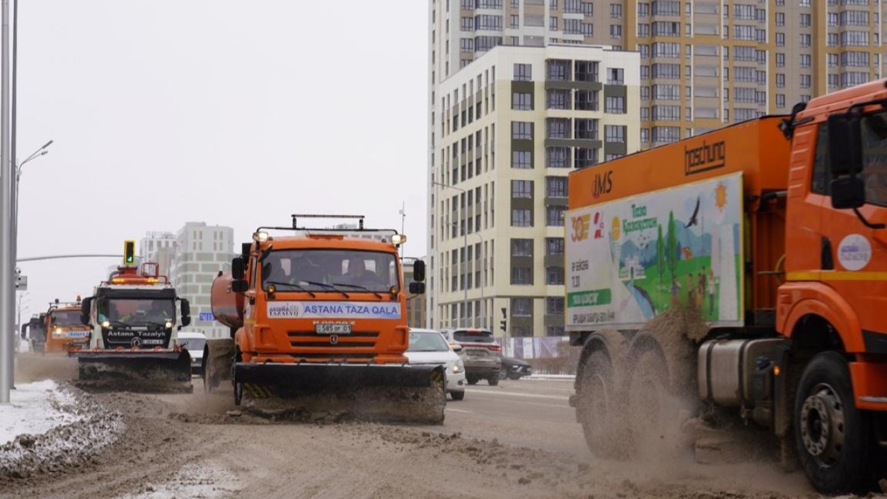 Коммуналдық қызметтер Астананы тазалауды күшейтті