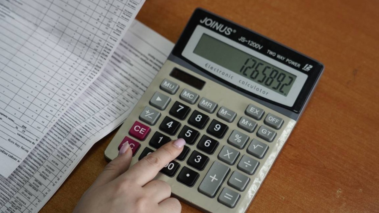 Жүздеген шақырымдық инженерлік желілер мен электр қуаты желілері салынады – Президент