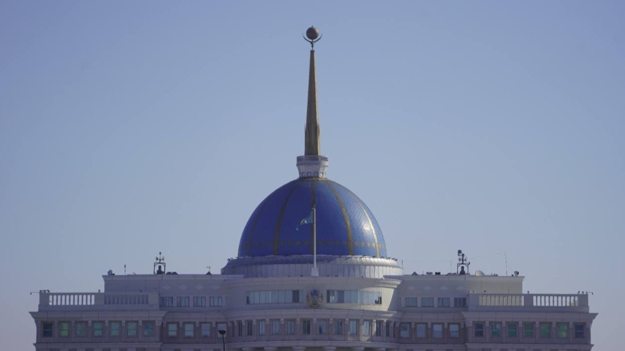 Тоқаев: Сыбайлас жемқорлықпен күрес мемлекеттік саясаттың басым бағыты болып қала береді