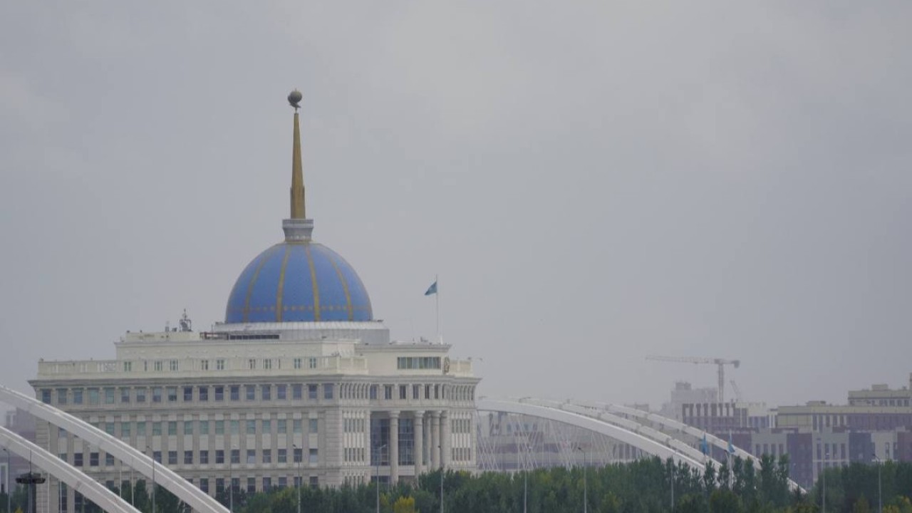 Әскерде әлімжеттікке, бұзақылыққа, рушылдыққа, жершілдікке орын жоқ – Президент мұны өз қадағалауына алатынын айтты