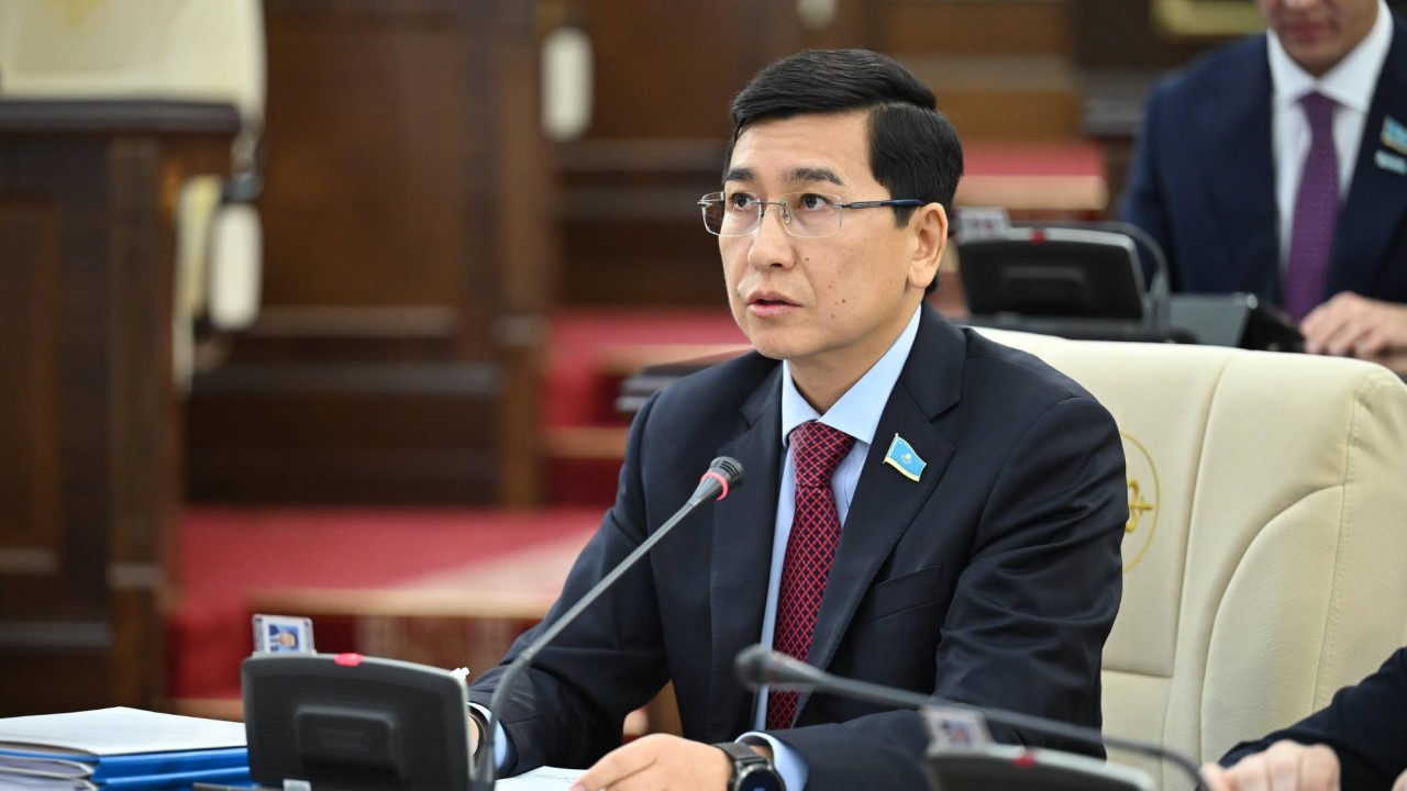 Асхат Аймағамбетов: Президент әлеуметтік процестерді терең түсінетінін көрсетті