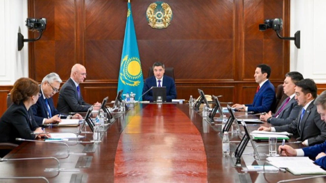 Үкімет Қазақстанның цифрлық шешімдерді сататын елдер қатарына кіруі үшін озық IT-технологияларды қарқынды дамытуды жалғастырады