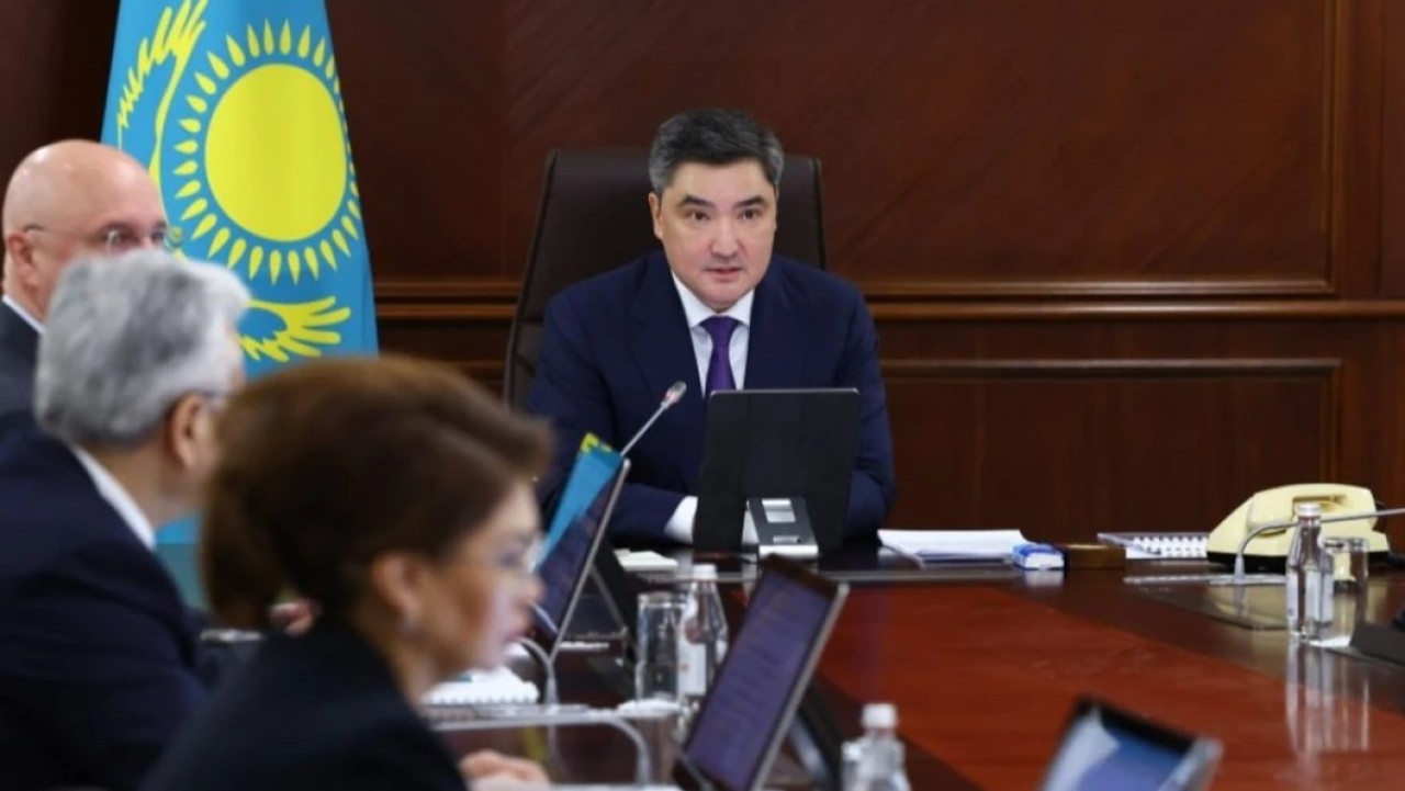 Олжас Бектенов заңнамалық актілерді жаңа Цифрлық кодекске сәйкес келтіруді тапсырды