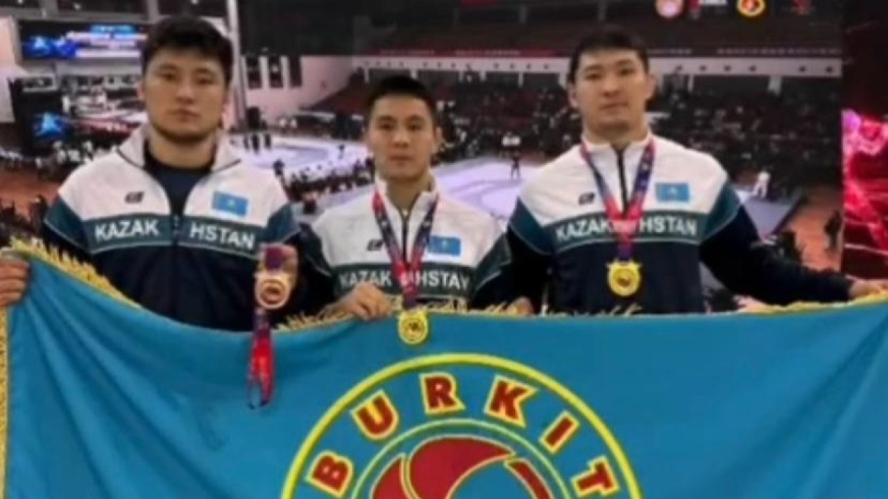 AMMA аралас жекпе-жегі: Азия чемпионатында қазақстандық «BURKIT TEAM» командасы жүлдегер атанды