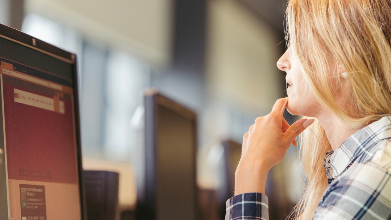 Ұлттық электронды кітапхананың қолданушылар саны 700 мыңнан асты