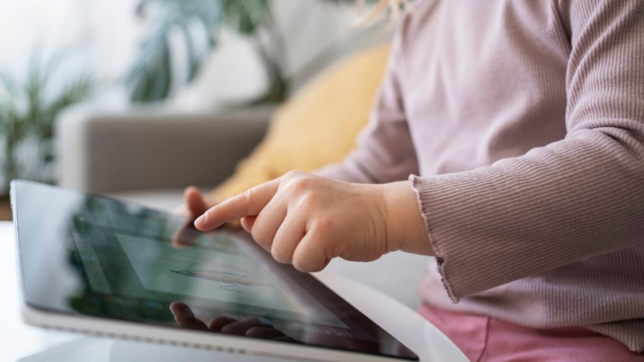 Жасанды интеллект медициналық-әлеуметтік мекеме тәрбиеленушілерін ұрып-соққандарды анықтады