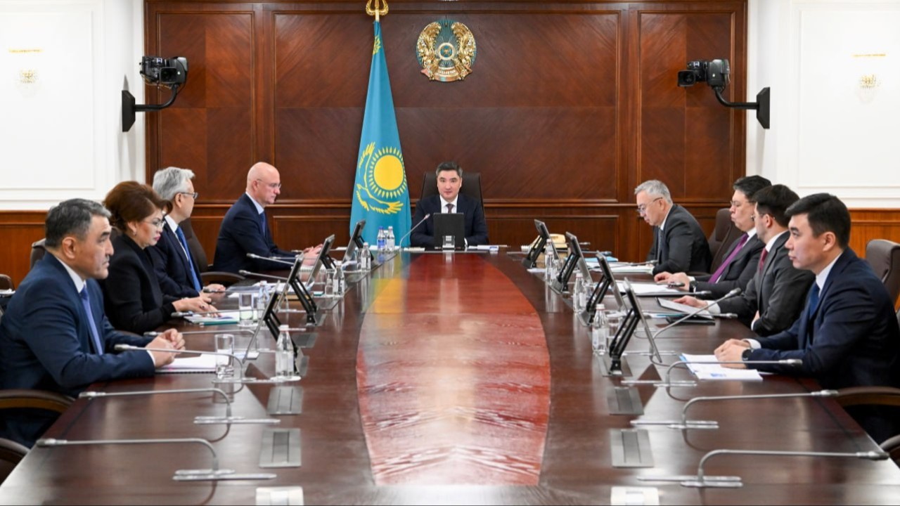 Олжас Бектенов Үкімет отырысында бірқатар тапсырма берді