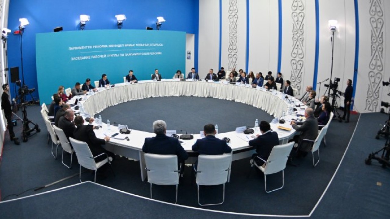 Жаңа Парламенттің негізгі мемлекеттік институттардың қызметін қамтамасыз етудегі өкілеттіктері талқыланды