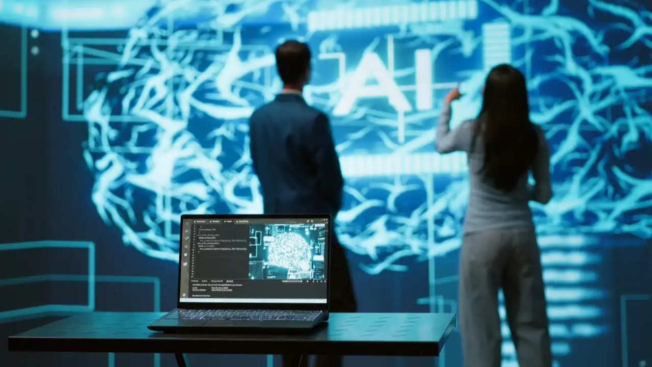 Қазақстанда 1 миллионға жуық азамат жасанды интеллект бойынша оқудан өтті