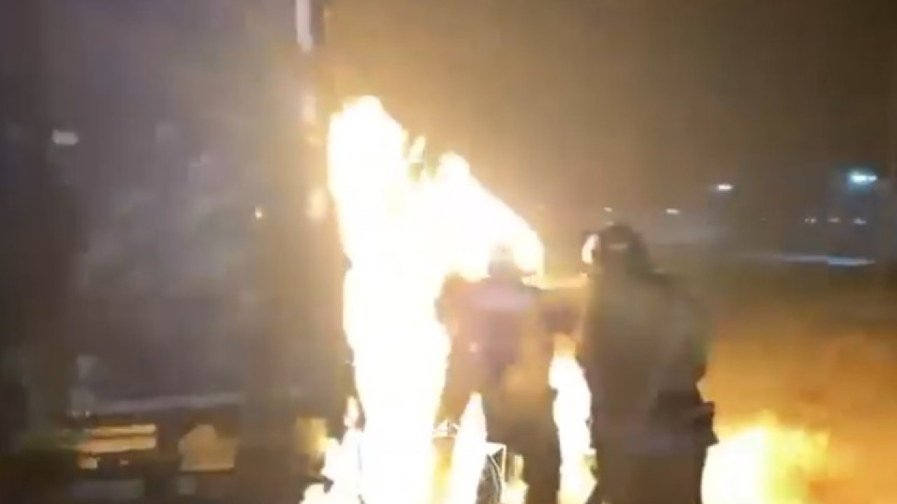 Астанада жүк көлігі өртенді