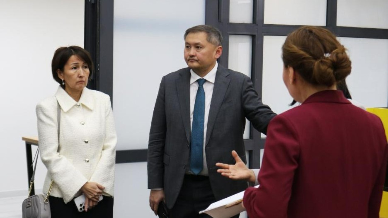 AI-Sana бағдарламасы аясында 100 мың студент ЖИ алгоритмдерін меңгереді