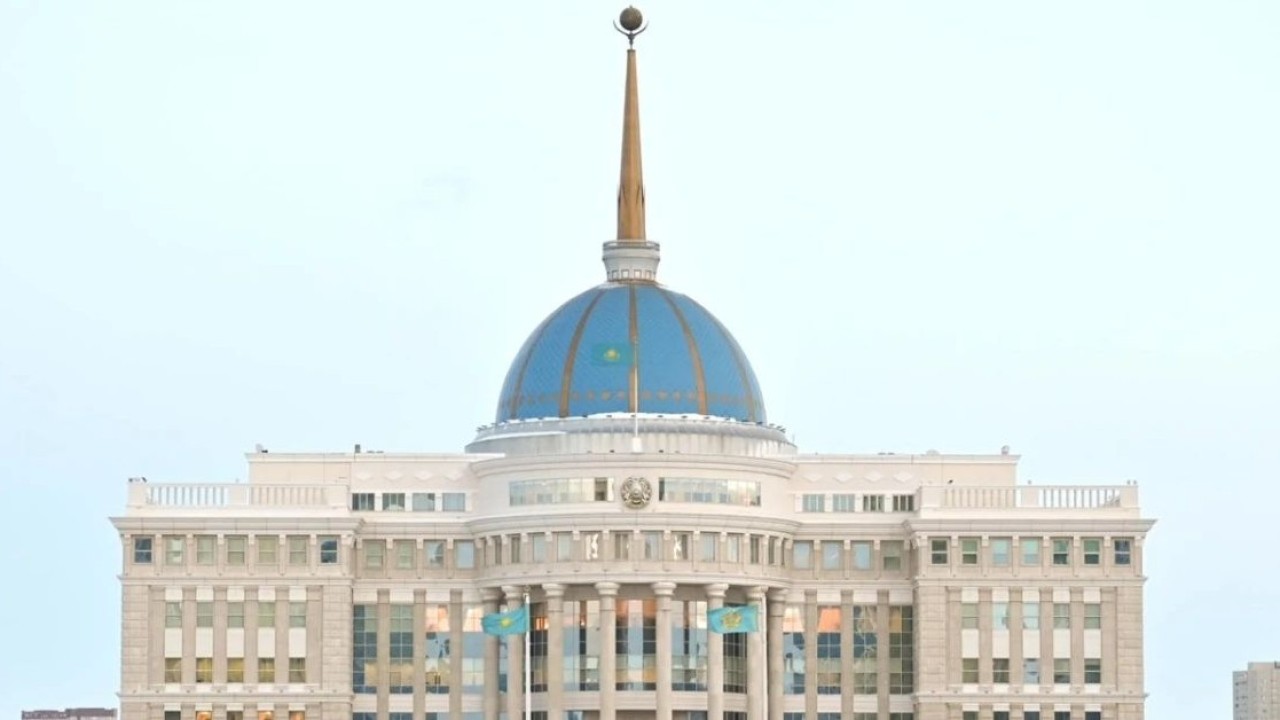 Конституциялық реформалар жөніндегі комиссияның алғашқы отырысы өтеді