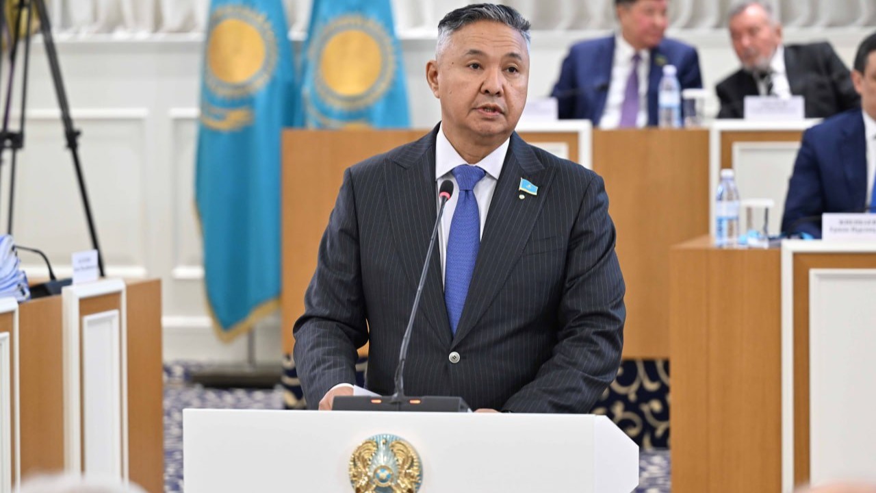 «Ақ жол» партиясы банктік құпияны конституциялық қорғауды күшейтуді ұсынады