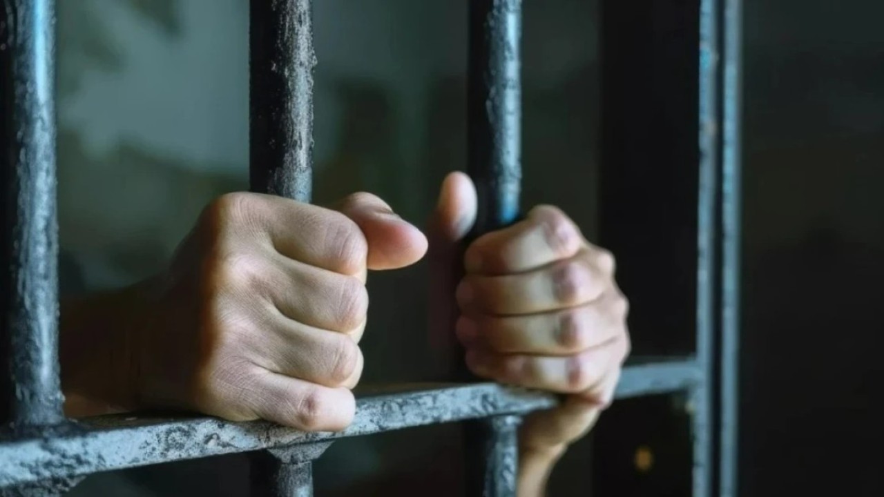 Жаркентте кішкене ұлын аяусыз ұрып-соққан әйел қамауда отыр