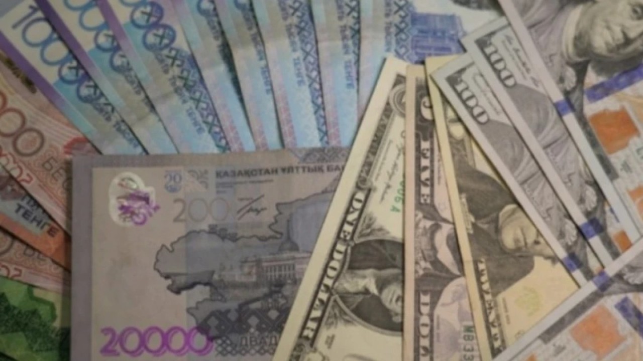 Қазақстандық балалардың шотына 130,71 доллардан аударылды