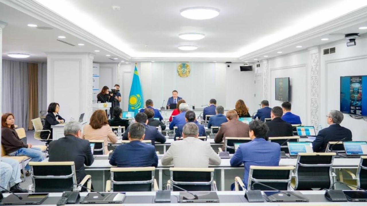 Астанада Конституцияның жаңа жобасы талқыланды