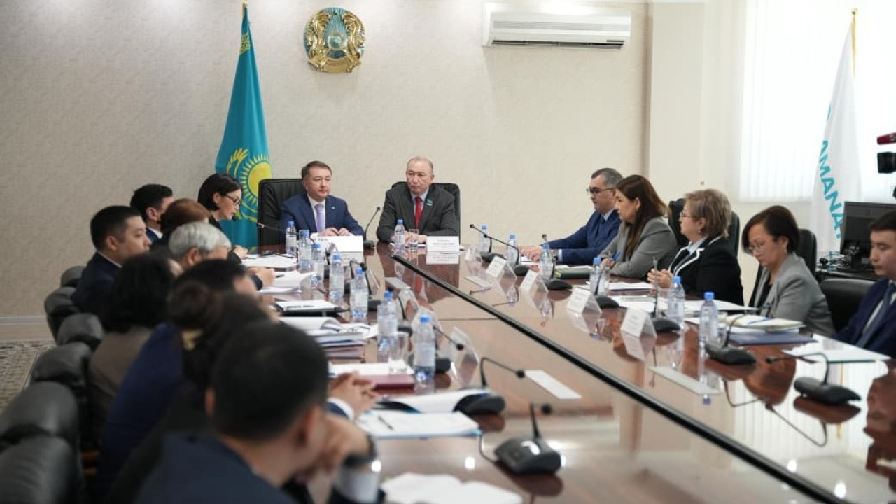 Әділет министрлігінде Конституцияның жаңа жобасы талқыланды