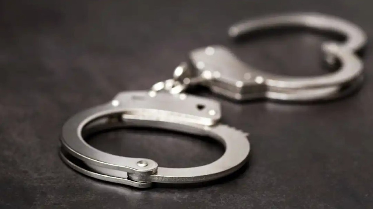 Ұлытау облысында қызмет бабын пайдаланып атыс қаруларын иемденген инспектор сотталды