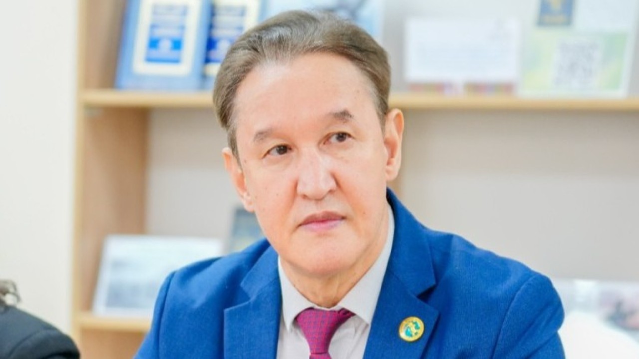 Ермек Абдрасулов : Жаңа Конституция жобасы - мемлекет пен қоғамды нығайтудың жарқын көрсеткіші