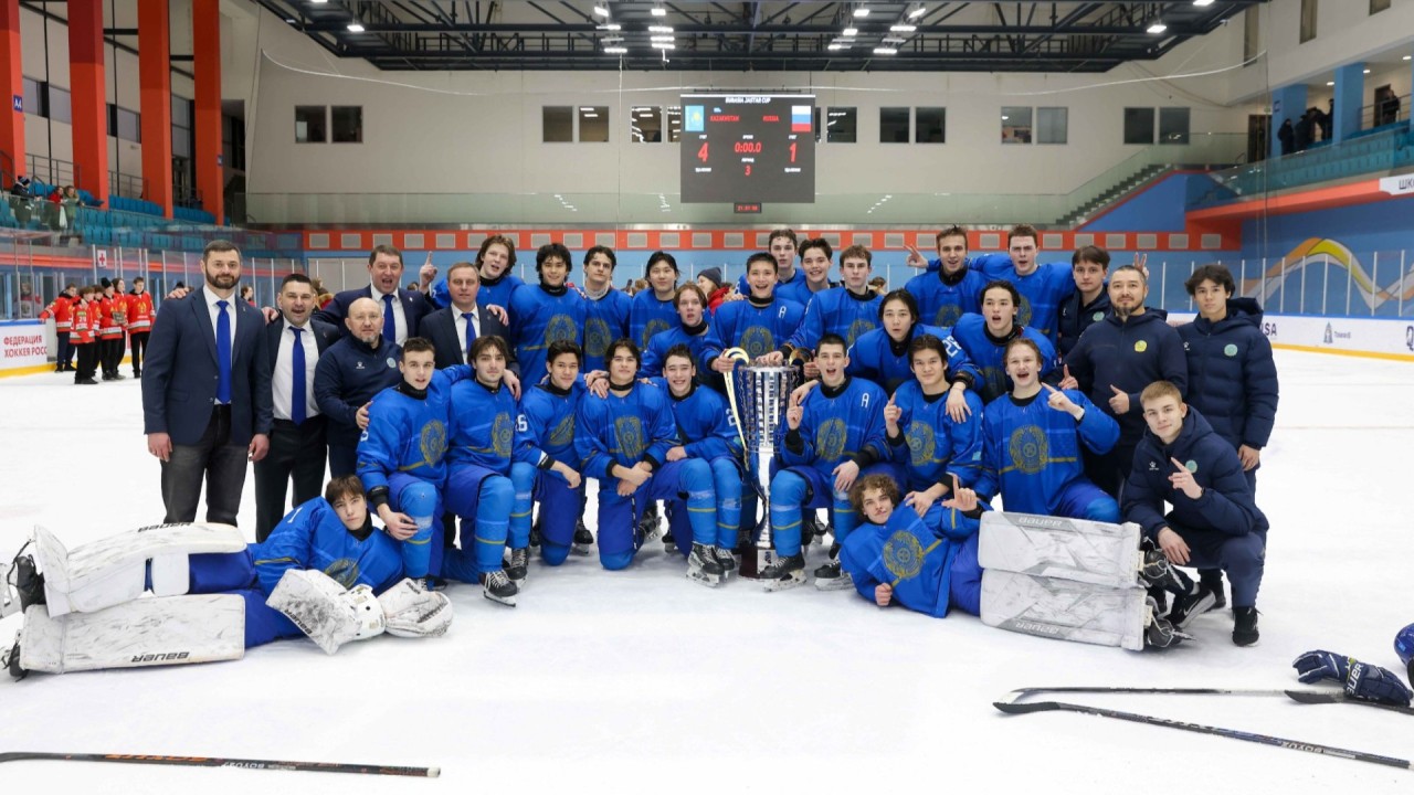 Қазақстан құрамасы шайбалы хоккейден халықаралық турнирде топ жарды