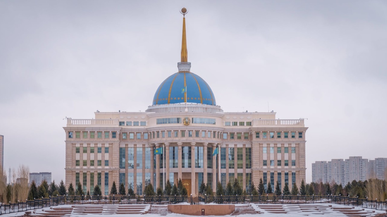 Президент Қорғаныс министрінің орынбасарларын қабылдады