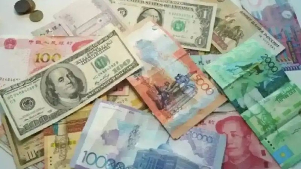 Астанадағы айырбастау пунктеріндегі бүгінгі валюта бағамы