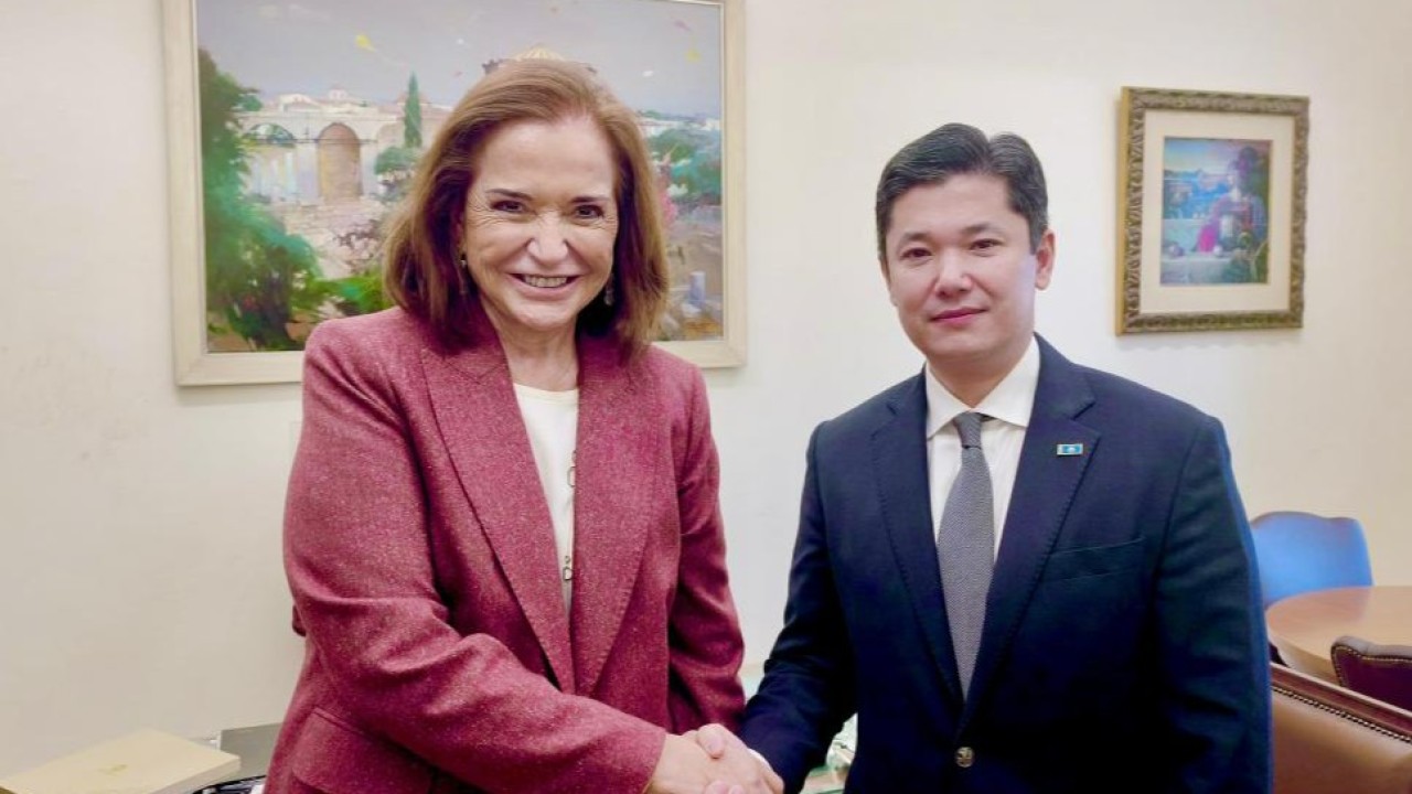 Грекия Парламентінде Қазақстандағы конституциялық реформалар талқыланды