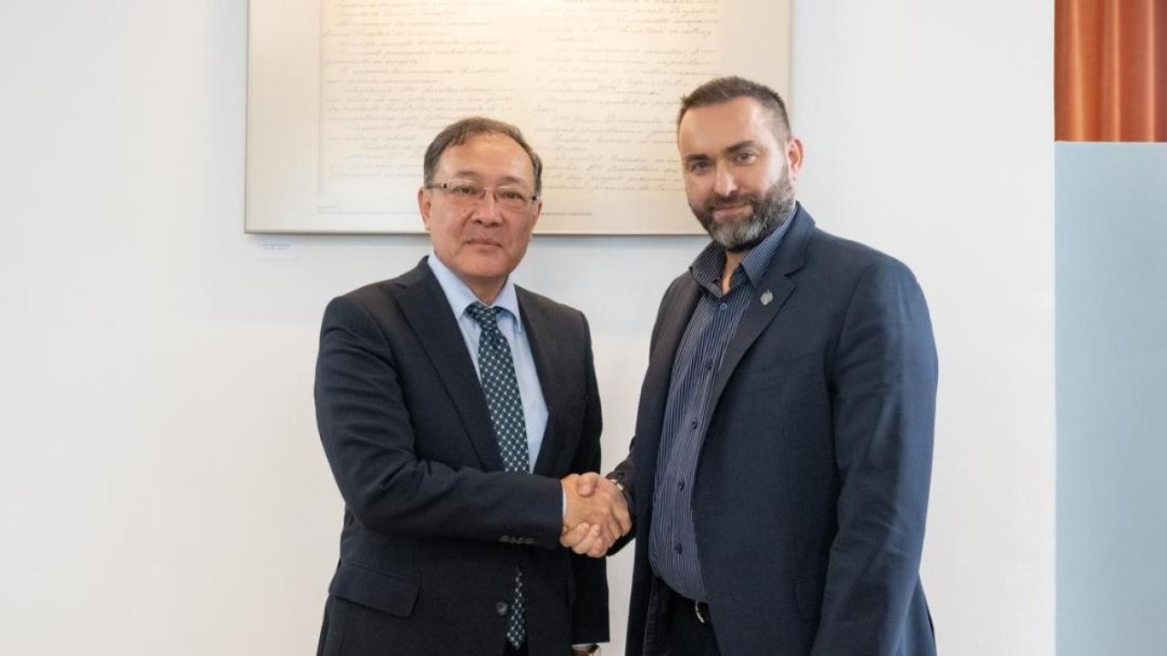 Қазақстанның конституциялық реформалары Румыния Парламентінде талқыланды