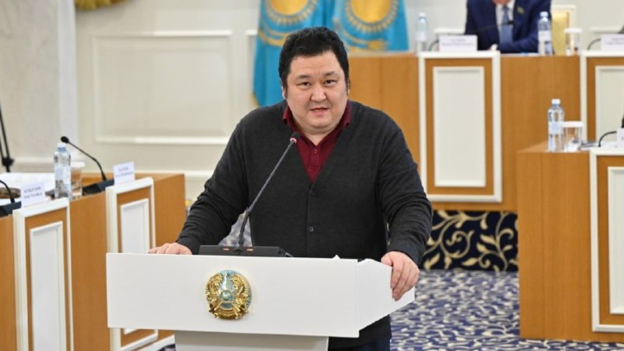 Саясаттанушы Марат Шибұтов: Ата заңның жобасы бүкілхалықтық референдумға шығаруға дайын деп санаймын