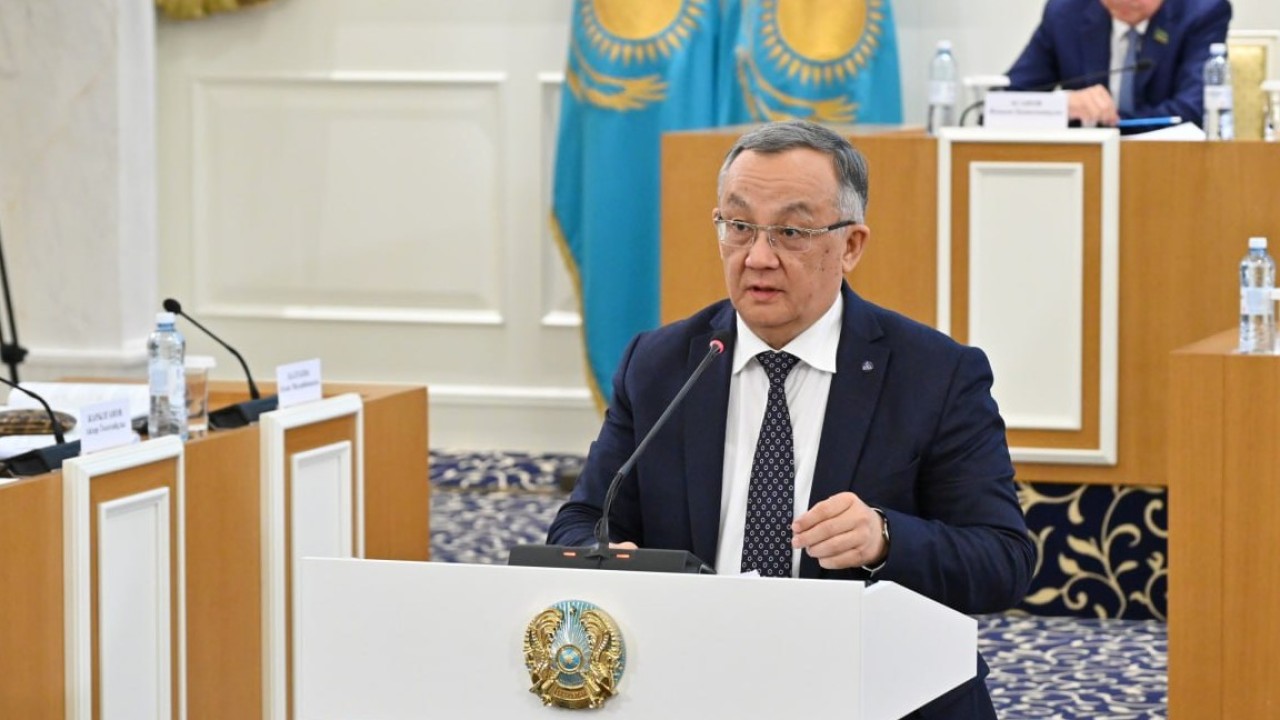 «Жаңа Конституция жобасы еңбек адамдарының тілегімен үндеседі» – Кәсіподақтар федерациясының төрағасы