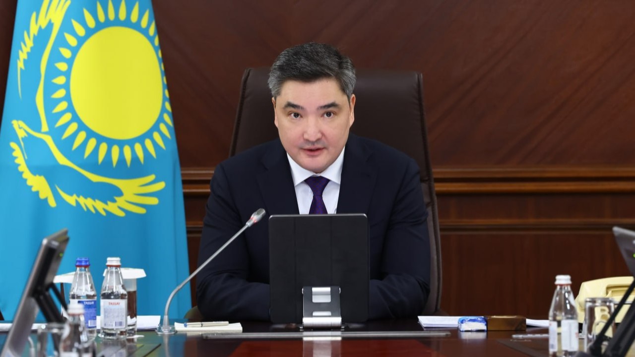 Олжас Бектенов: 288 млрд теңгенің тиімсіз игерілуіне тосқауыл қойылды