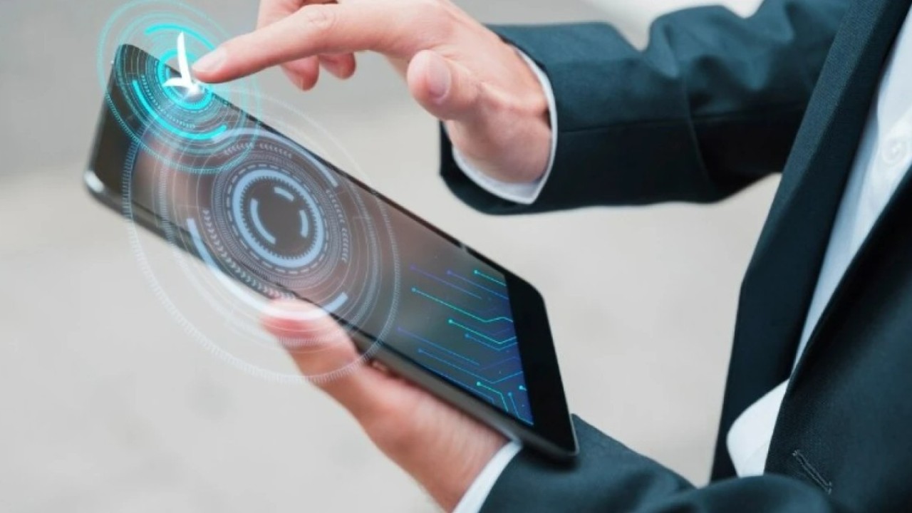 Қасым-Жомарт Тоқаев: Цифрлық мемлекет құру мәселесіне айрықша көңіл бөлу керек