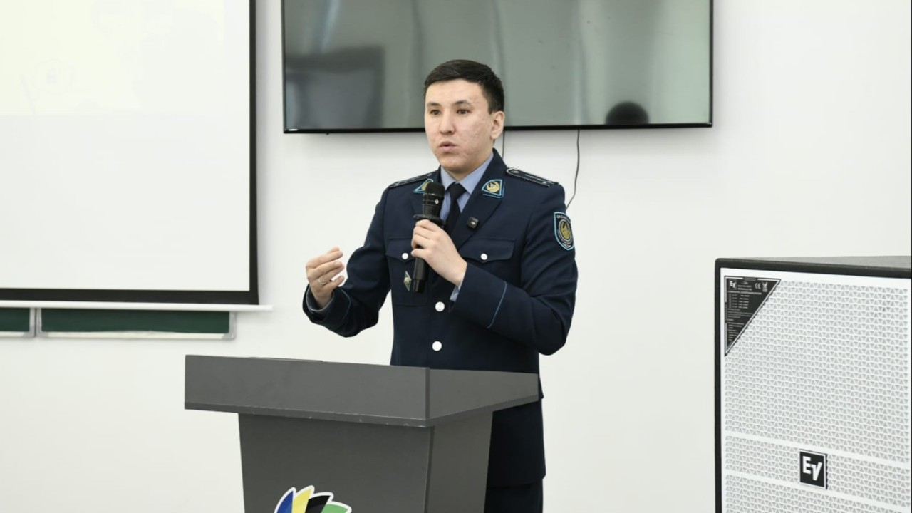 Шотыңызға бейтаныс адамнан түскен қаражатты иесіне қалай қайтару керек