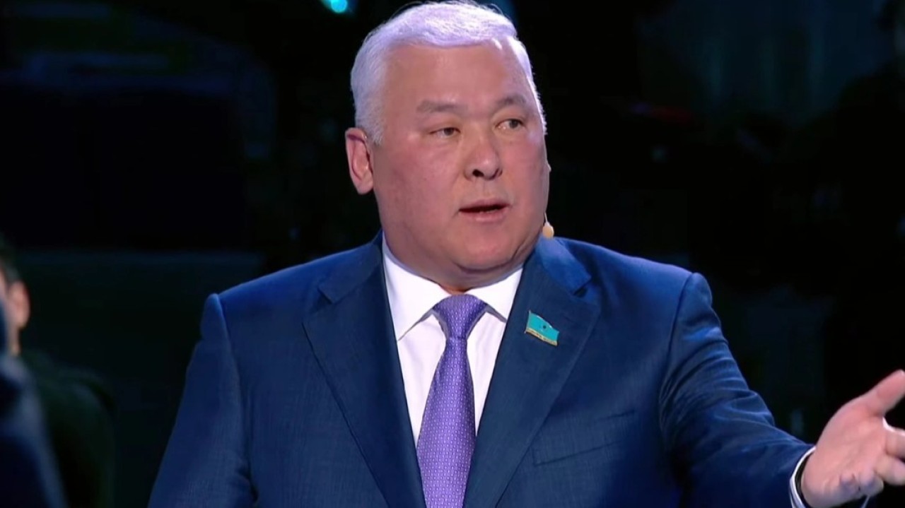 Депутат мектептердегі заңсыз уағыз бен көпәйелділік насихатына тосқауыл қоюды ұсынды