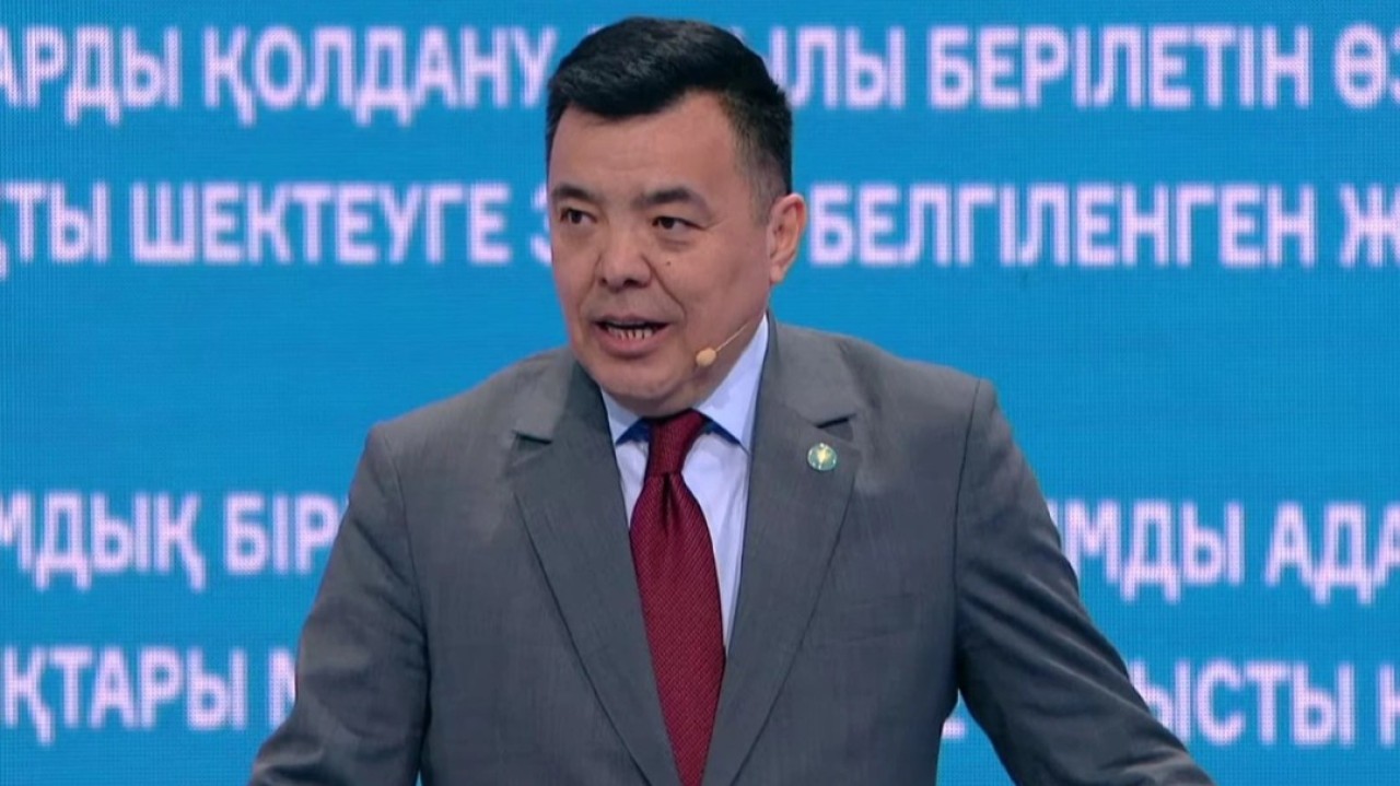 Цифрлық кеңістіктегі өмірімізді қорғау туралы норманы Конституцияға бекіту заман талабы — Мәди Мырзағараев