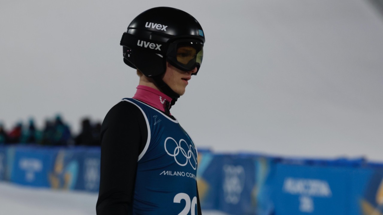 Шаңғымен тұғырдан секіруден Илья Мизерныхтың тарихи нәтижесіне не әсер етті