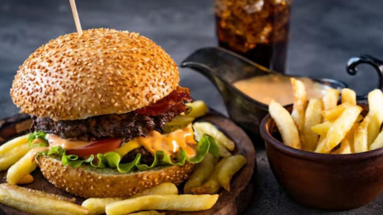 Дайын тағамға онлайн тапсырыс бергенде нені ескеру қажет: санитариялық дәрігерлер кеңесі