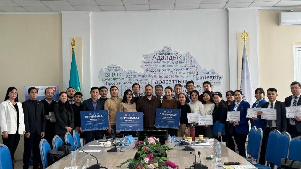 Астаналық оқытушылар жасанды интеллектіні қолдану бойынша оқудан өтті