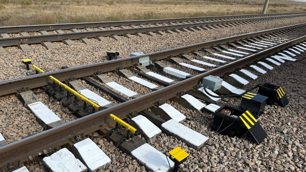 Пойыздардың жылдамдығын арттыратын жаңа цифрлық жабдық пайдалануға берілді - ҚТЖ