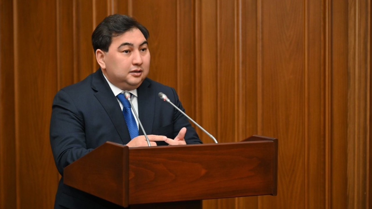 Агенттік төрағасы Ғылым және жоғары білім министрлігінің мемлекеттік қызметшілерімен кездесті