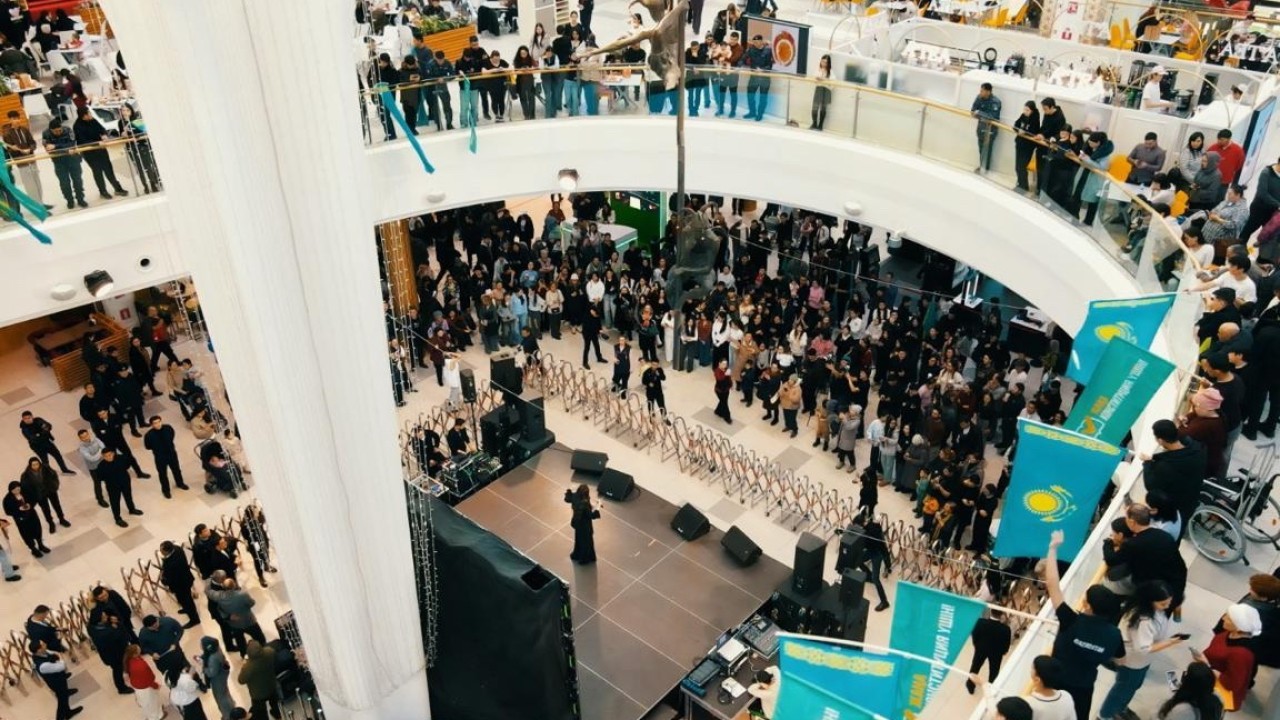 Астанада 5 мыңға жуық адам жаңа Конституцияны қолдауға арналған ауқымды концертті тамашалады