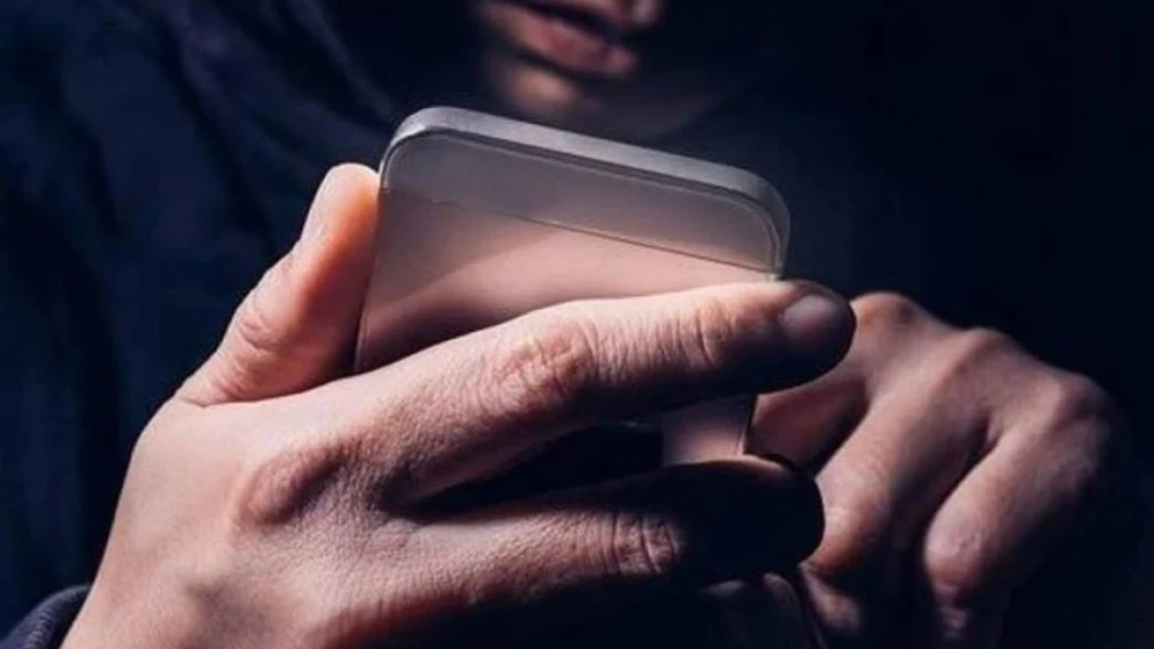 Прокуратура: Мерекелік қарбалас, гүл мен сыйлыққа тапсырыс көбейгенде алаяқтардың белсенділігі артады