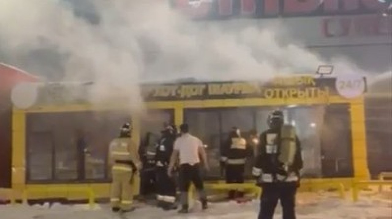 Елордада фастфуд нүктесіндегі өртті сөндірді