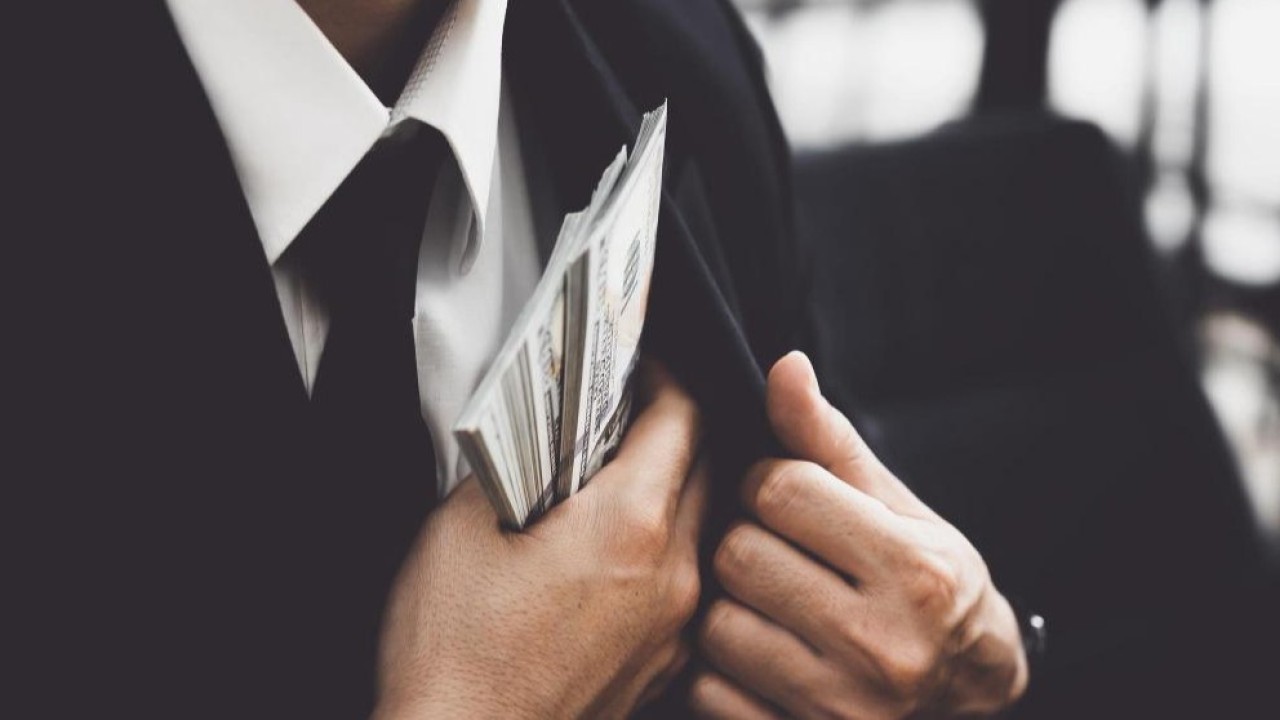 Павлодарда пара беруге арандатқан адвокат сотталды