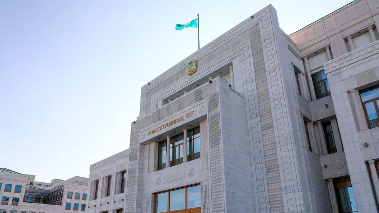 Ақтөбелік шартты түрде мерзімінен бұрын босату нормасының Конституцияға сәйкестігін тексеруді талап етті