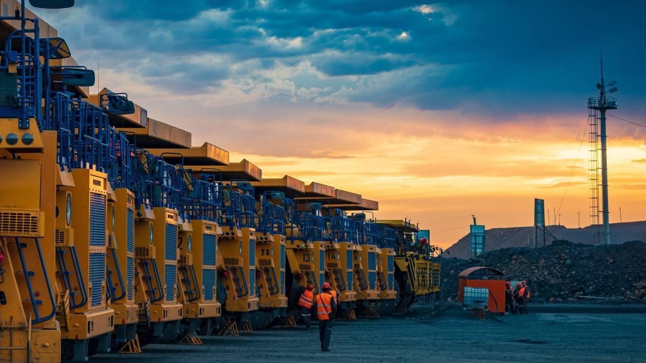 Цифрлық жаңғырту: Еліміздің тау-кен өндіру кәсіпорындарына ЖИ мүмкіндіктері енгізіліп жатыр