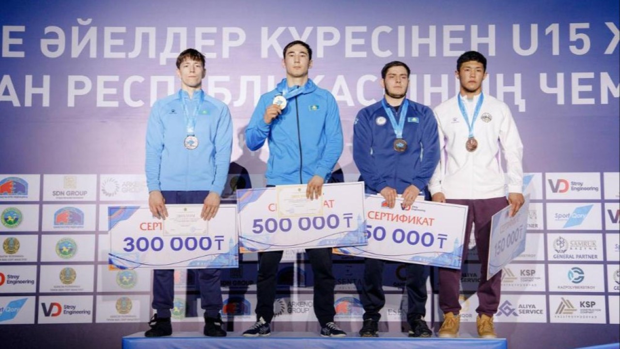 Астаналық балуан ел чемпионатында топ жарды